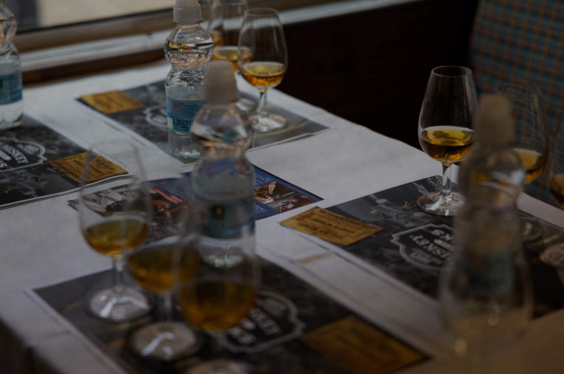 whiskey on the tracks whiskey tasting steam train corporate events